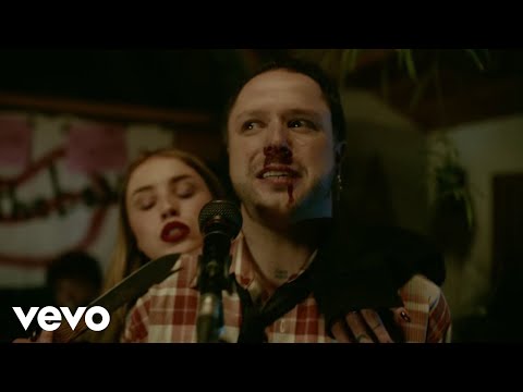 lovelytheband - make me wanna die (Official Music Video)