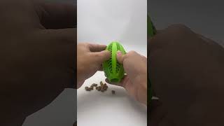 Hryzátko, rugby lopta na maškrty 9 cm modrá