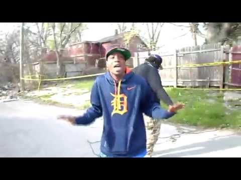 Skeeno Brown ft.Big Grizz --- Detroit , Detroit (C