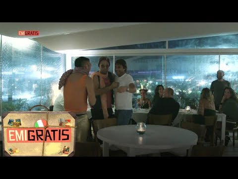 Emigratis 3 - Pio e Amedeo si fanno pagare la cena da Antonio Conte