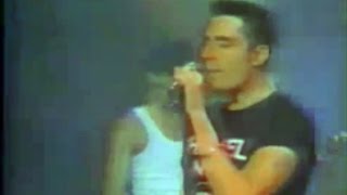 LOQUILLO Y TROGLODITAS - Quiero un camion (RockoPop)