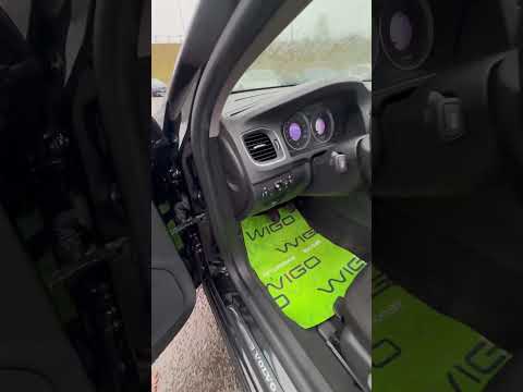 фото volvo v60 i 0