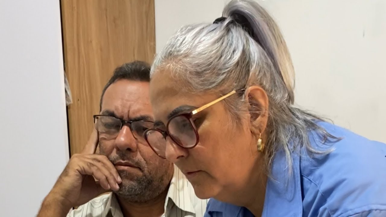 FAXINEIRA RESOLVE PROBLEMA DIFICIL E SALVA A EMPRESA😮