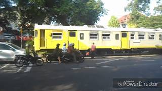 preview picture of video '(Trip Report) Perjalanan Terakhir "Kereta Subuh" Batara Kresna, bagian kedua : Wonogiri - Purwosari'
