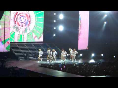 [HD FANCAM] 150808 KCON NY - Girls' Generation/SNSD "Catch Me if You Can"