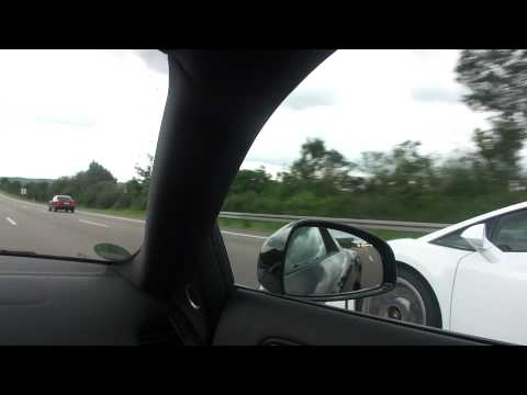 Audi R8 V10 vs. Lamborghini LP 560 Spyder