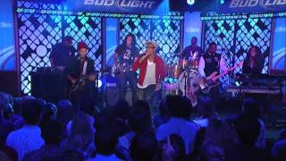 B.o.B. featuring Bruno Mars Nothin  on You live