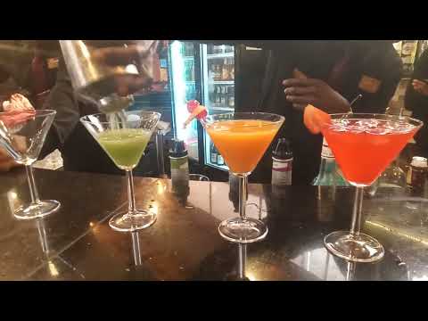 How to make a kiwi daiquiri cocktails