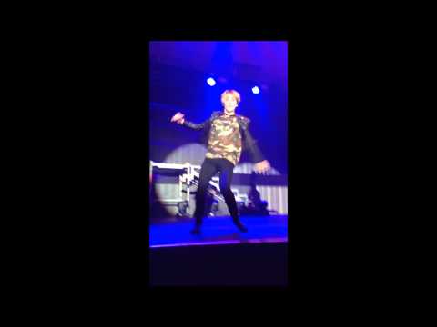[FANCAM]  Daehyun and Jongup Cut B.A.P LOE Melbourne