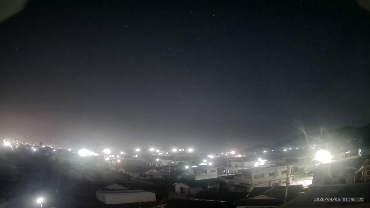 【LIVE】鹿児島県枕崎市より Ocean Hotel Iwato 町方向(屋上)カメラ(音あり)