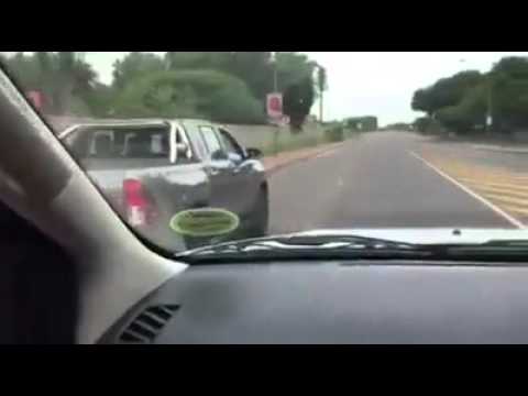 2016 Hilux 2.8 vs Ranger 3.2