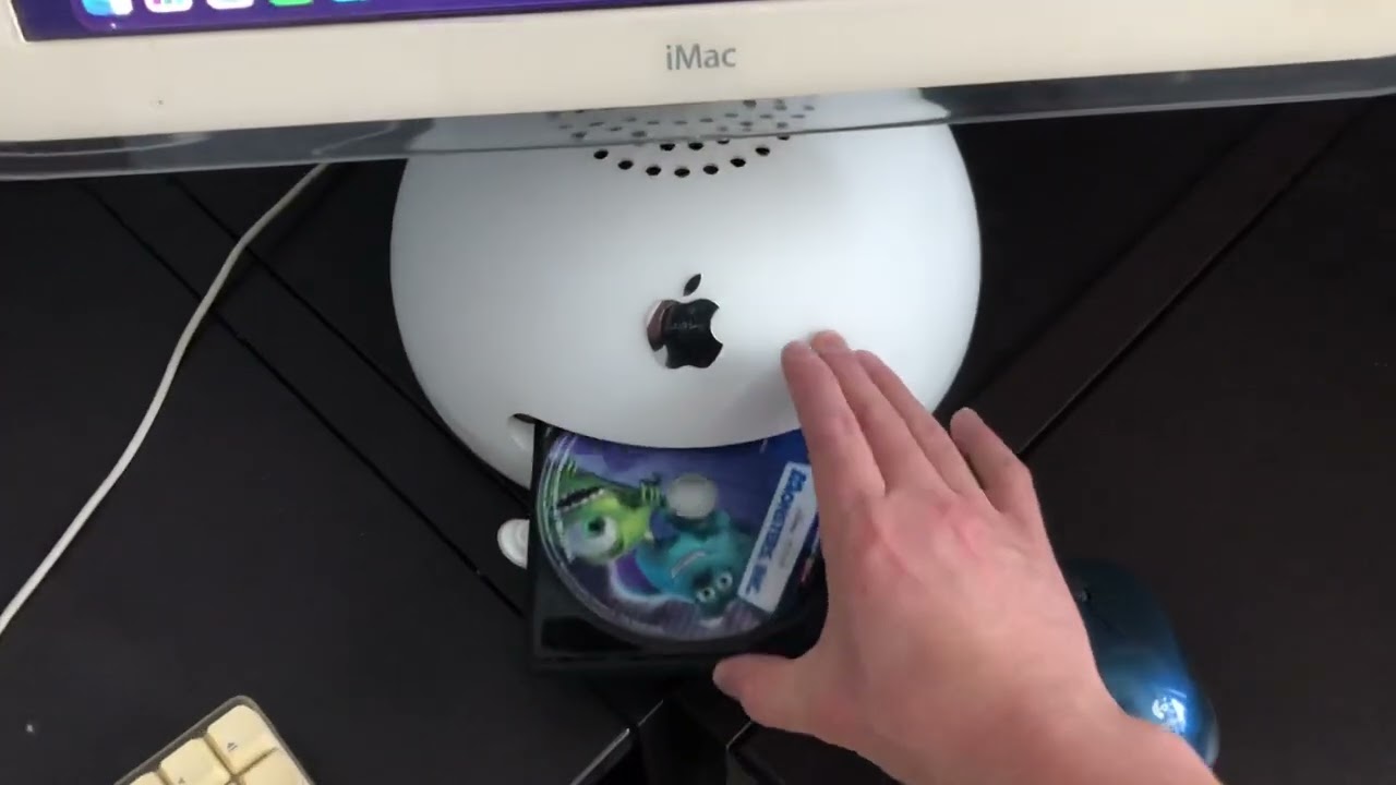 M1 converted G4 iMac fully functional - YouTube