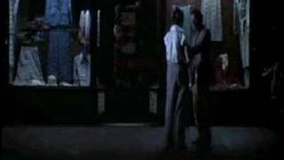 Annie Hall - Gimme a Kiss - Woody Allen