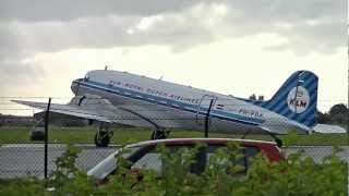 preview picture of video 'Starten van de motoren en take off van DC-3 Dakota Prinses Amalia na Heldair Show Maritiem 2012'