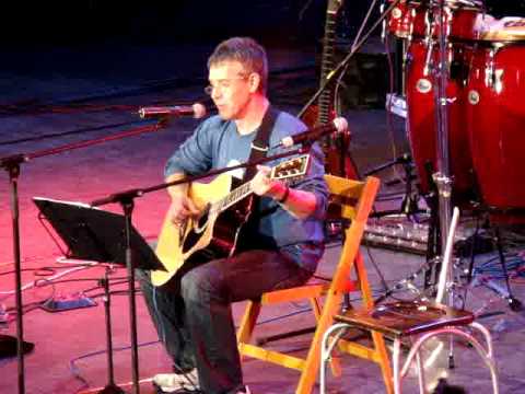 Daniel Iancu - Mi-a batut dealu' la poarta