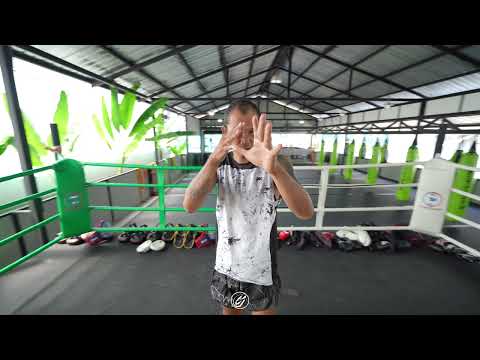 Hand Placement - Muay Thai Stance 🥊 | Instructional 📸