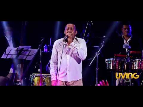 La fuga -  luisito carrión en vivo