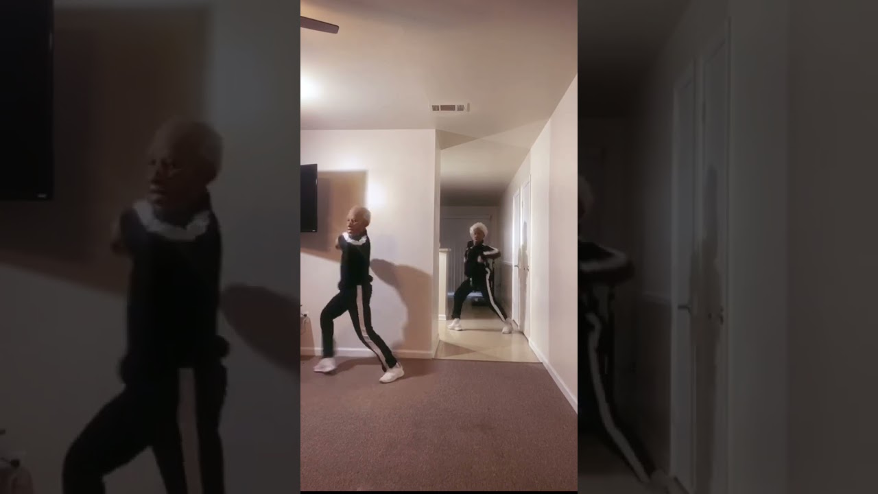 😂😂😂 dc:// me #dancer #dancing #explore #explorepage #reels #ᴛʀᴇɴᴅɪɴɢɴᴏᴡ #fitness