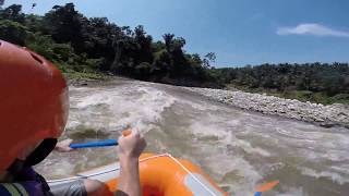 preview picture of video 'Rafting in sumatra free fall'