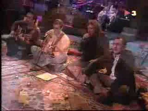 UNA ALTRA COSA - Carlitos & Gerard Quintana - Cançó D´Amor  (Andreu Buenafuente)