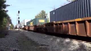 preview picture of video 'CSX Intermodal at Walmsley Crossing'