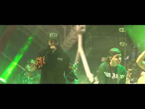 Peso Pluma - El Womper  EN VIVO