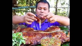 Download lagu babi panggang.bambang sama cabek pedas Thailand 😱 mp3