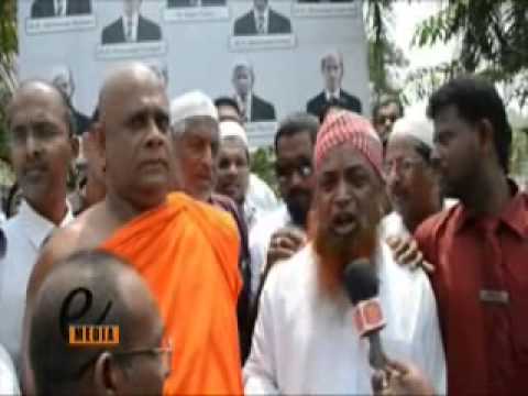 KALEEL Moulavi Participated PROTEST in Colombo.