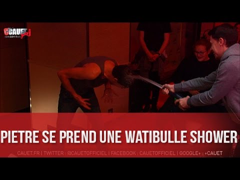 Pietre se prend une Watibulle shower - C’Cauet sur NRJ