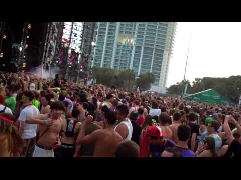 AFROJACK @ Ultra Music Festival day 2 Main Stage 3/26/11