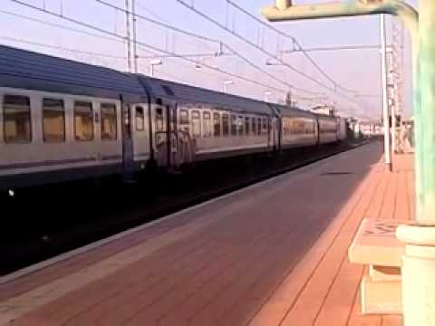 [Treni] Doppia E464 di prua e di coda per un reg