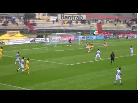 Video Atajada: José Carlos García (Xelajú,MC) Apertura 2017 Jornada 08