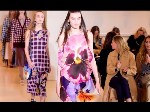 Christopher Kane | Cruise 2017 Full Fashion Show | Exclusive