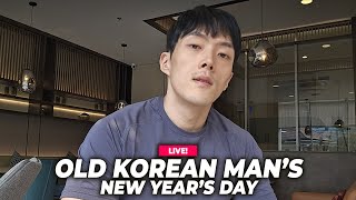 Korean Man Waits For 2025 Alone