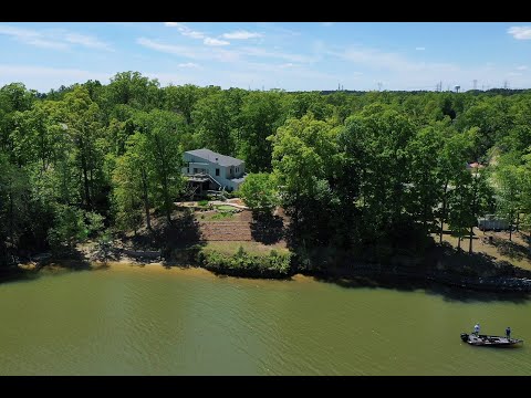 Presented by Robin King & Co., 4721 Betty Davis Drive, Lake Wylie, SC 29745