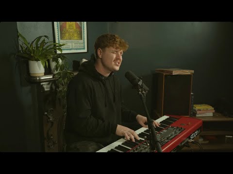 Sonny Tennet - In Love with Another Man (Acoustic Cover)