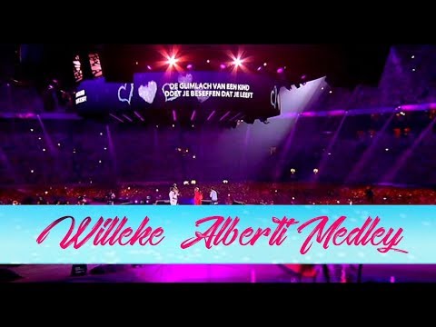 De Toppers & Willeke Alberti - Willeke Alberti Medley 2015 (HD) | Toppers in Concert 'Crazy Summer'