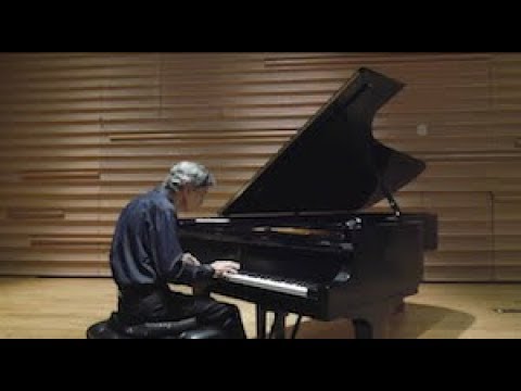Luiz Simas plays "Baião Arretado" (Fiery Baião) at the World Piano Summit