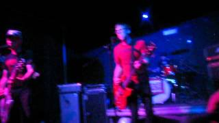 Kepi Ghoulie &amp; Dog Party "Fun in the dark" (Groovie Ghoulies) live @Lo-Fi (MI) 20-06-2012