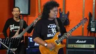 Download lagu Samad Lefthanded - Ku Di Halaman Rindu mp3 Download lagu Samad Lefthanded - Ku Di Halaman Rindu mp3
