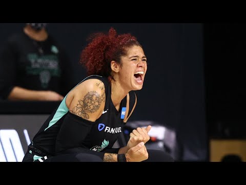 Amanda Zahui B Posts Double-Double With 14 Points, 14 Rebounds (August 7, 2020)