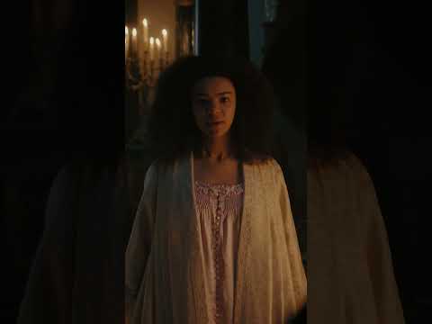 "i'm good with buttons" 🫠 #QueenCharlotte