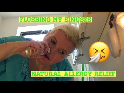 So verwenden Sie Simply Saline Nasal Mist zur Linderung von Allergien/Nebenhöhlenentzündungen