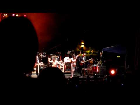 The Decemberists(With Shara Worden & Becky Stark) cover Heart's Crazy On You @ Rock The Garden 2009
