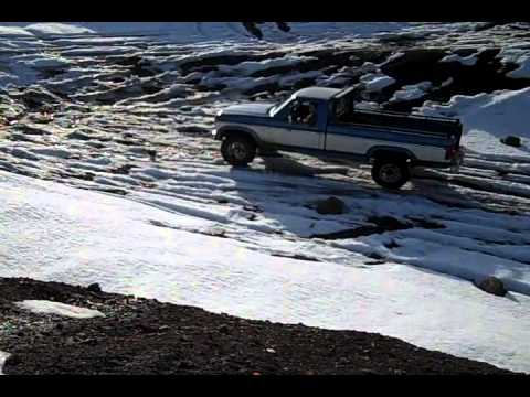 ford 460 snow, mud, rocks Video