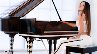 Download lagu Lola Astanova - We Are the Champions - Queen ( VIDEO) mp3