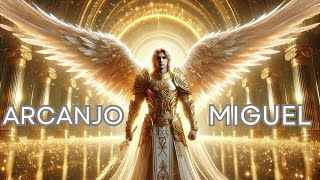 "ARCANJO MIGUEL E A REBELIÃO DE LÚCIFER: UMA BATALHA ÉPICA PELO CÉU"