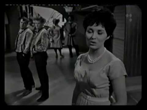 Laila Kinnunen - Käy ohitsein (Walk on by)