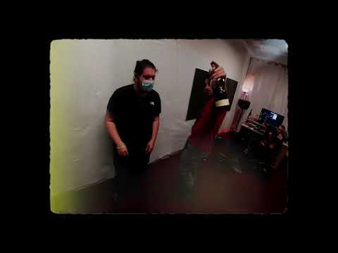 sTRASHaQ x Chlubys - We Fly Away (Prod. Tommy Remzy) |RANDOM VIDEO|