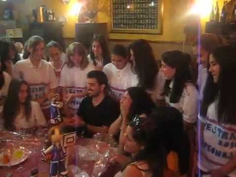 Regalo de las cadetes a sus entrenadores